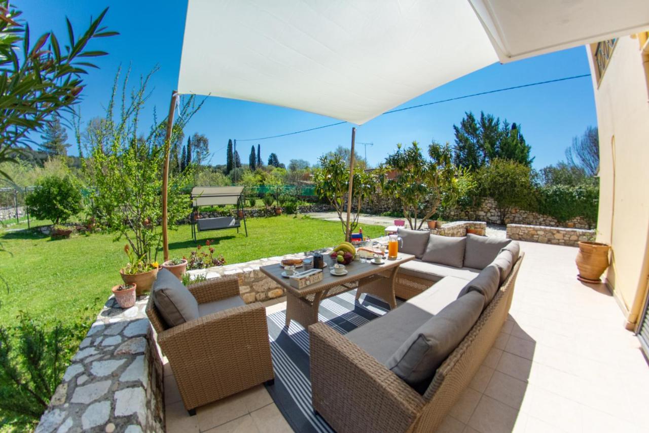 Giannakis Villa Kanakades ภายนอก รูปภาพ